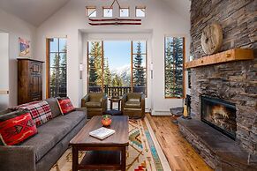 7 Gambler 4 Bedroom Home by Moonlight Basin Lodging