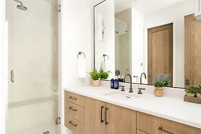 8c Jack Creek Cabin 4 Bedroom Home by Moonlight Basin Lodging