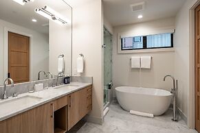 9 Deep Forest Drive 6 Bedroom Home by Moonlight Basin Lodging