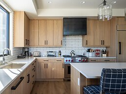 9 Deep Forest Drive 6 Bedroom Home by Moonlight Basin Lodging