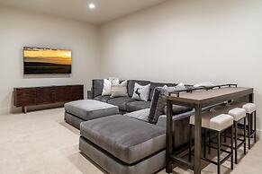 9 Deep Forest Drive 6 Bedroom Home by Moonlight Basin Lodging