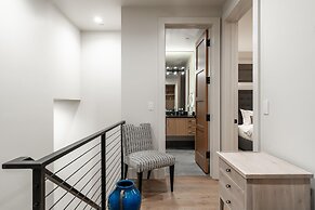 9 Deep Forest Drive 6 Bedroom Home by Moonlight Basin Lodging