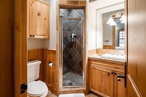 Penthouse 1 3 Bedroom Lodge by Moonlight Basin Lodging