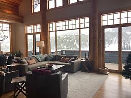 Penthouse 1 3 Bedroom Lodge by Moonlight Basin Lodging
