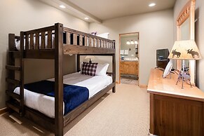 6 Mountain Home Road 4 Bedroom Home by Moonlight Basin Lodging