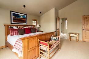 6 Mountain Home Road 4 Bedroom Home by Moonlight Basin Lodging
