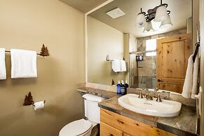 6 Mountain Home Road 4 Bedroom Home by Moonlight Basin Lodging
