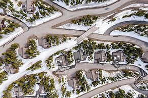 6 Mountain Home Road 4 Bedroom Home by Moonlight Basin Lodging