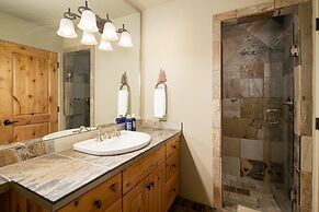 6 Mountain Home Road 4 Bedroom Home by Moonlight Basin Lodging