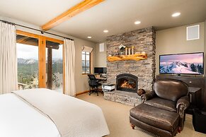 3 Bandit Way 4 Bedroom Home by Moonlight Basin Lodging