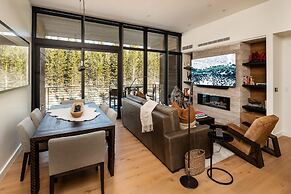 215 Lakelodge 2 Bedroom Condo by Moonlight Basin Lodging