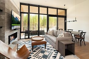 221 Lakelodge 2 Bedroom Condo by Moonlight Basin Lodging