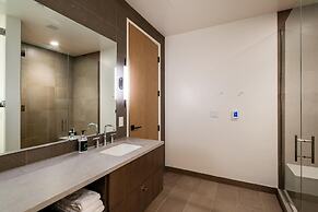 221 Lakelodge 2 Bedroom Condo by Moonlight Basin Lodging