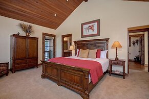 20 Peaks View 4 Bedroom Home by Moonlight Basin Lodging