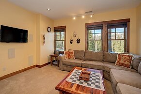 20 Peaks View 4 Bedroom Home by Moonlight Basin Lodging