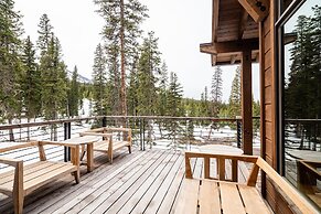 4 Diversion Lane 6 Bedroom Home by Moonlight Basin Lodging