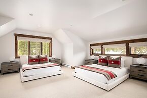 4 Diversion Lane 6 Bedroom Home by Moonlight Basin Lodging