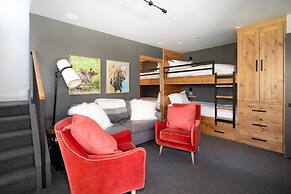 27 Lake Cabin 3 Bedroom Home by Moonlight Basin Lodging