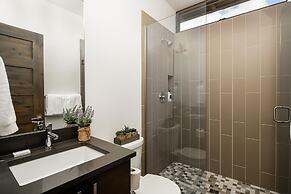 8 Alpine Bend 3 Bedroom Home by Moonlight Basin Lodging