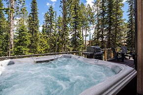 8 Alpine Bend 3 Bedroom Home by Moonlight Basin Lodging