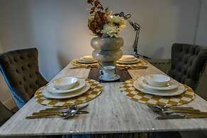 Immaculate 3 Bed Luxury House in Dagenham London