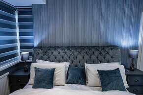 Immaculate 3 Bed Luxury House in Dagenham London