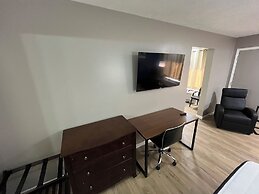 Valley Inn and Suites