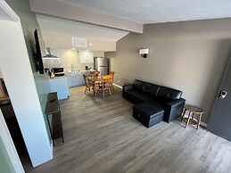 Valley Inn and Suites