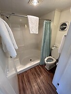 Valley Inn and Suites