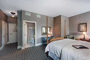Nicollet Island Inn