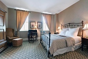 Nicollet Island Inn