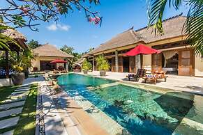 Luxury Private Villa in Heart of Seminyak