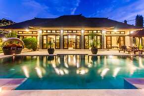 Luxury Private Villa in Heart of Seminyak