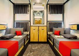 Episode 11 Hostel Sukhumvit