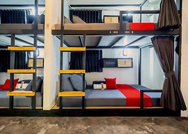 Episode 11 Hostel Sukhumvit