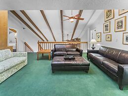 Cm425 Copper Mtn Inn 5 Bedroom Condo by RedAwning