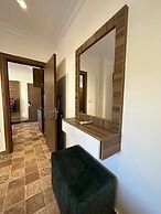 Antica Jabalal-lwebdeh 8