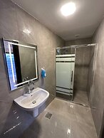 X Antica Jabalal-lwebdeh