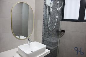 The Shore by Homesuite'