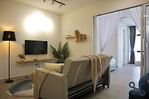 The Shore by Homesuite'