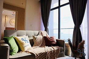 The Shore by Homesuite'