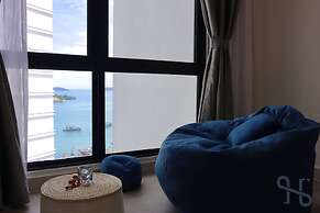 The Shore by Homesuite'