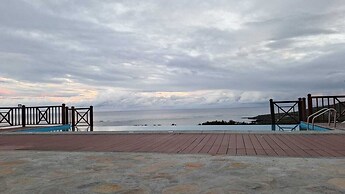 Le Marin Rodrigues Island