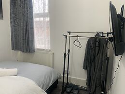 Modern 3bed Garden House in Croydon, London ,uk