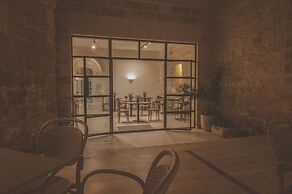 Maria Rosa Suites