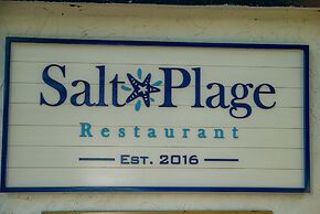 Romantic Retreat 43B