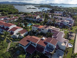 Romantic Retreat 43B