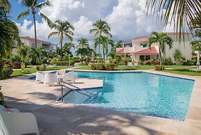 Romantic Retreat 43B