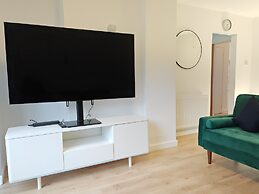 Charming 5 Bedroom House in Bexley