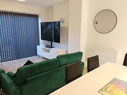 Charming 5 Bedroom House in Bexley